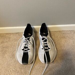 Women’s Lululemon Chargefeel 3 Workout Shoe (10.5)